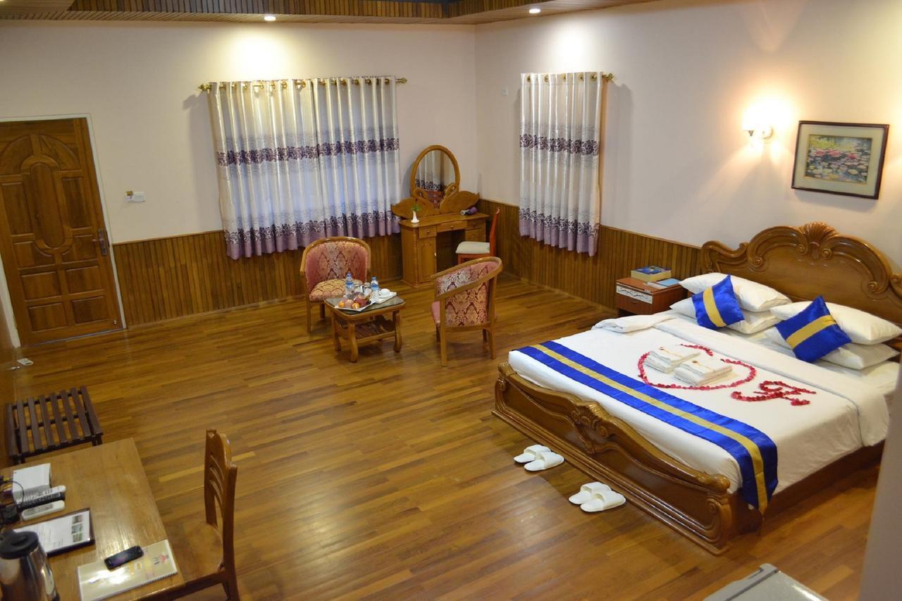 Famous Hotel Pégou Extérieur photo