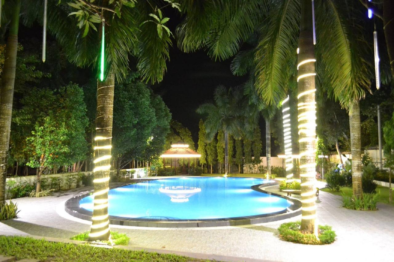 Famous Hotel Pégou Extérieur photo