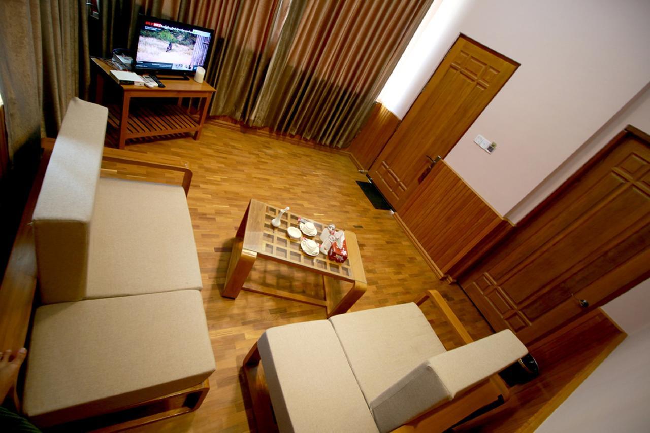 Famous Hotel Pégou Extérieur photo