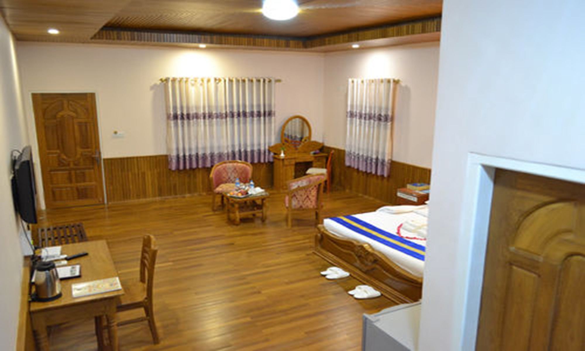 Famous Hotel Pégou Extérieur photo