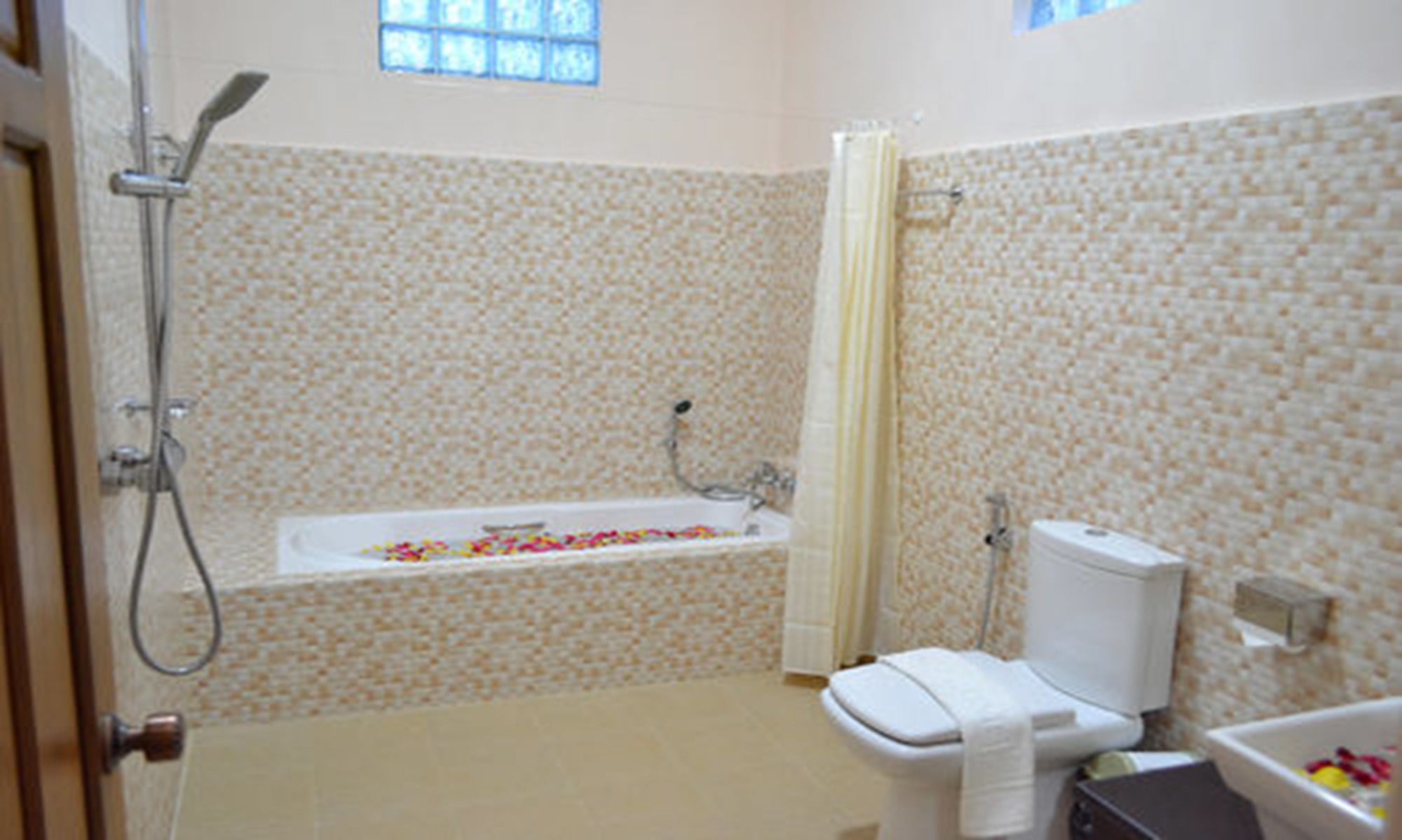 Famous Hotel Pégou Extérieur photo